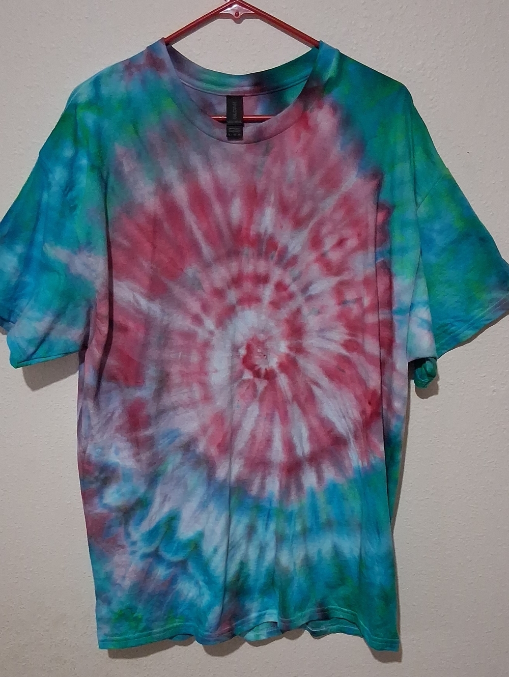 Gildan Unisex Tie-Dye T-Shirt - Pink, Teal, And Green